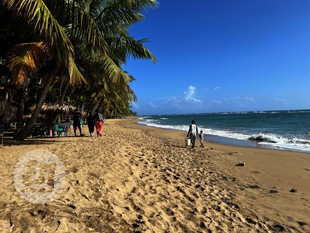 Poza de Bojolo y Los Gringos paraísos a la vista de todos en Nagua que conquista a los visitantes
