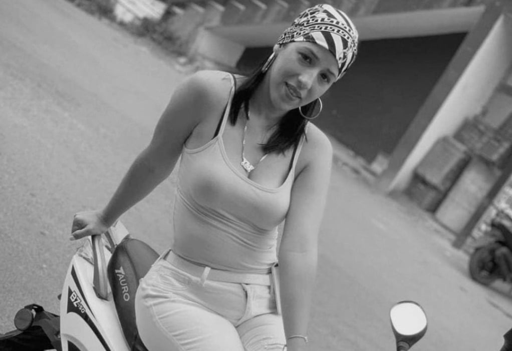 ¡Consternación! Hallan a mujer amordazada y quemada en su hogar en Sabana Iglesia