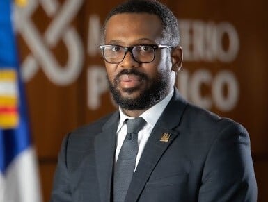 ¿Acuerdos ocultos en escándalo de corrupción de Senasa?