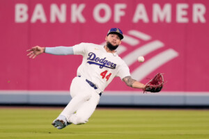 Los Dodgers inician la defensa del título