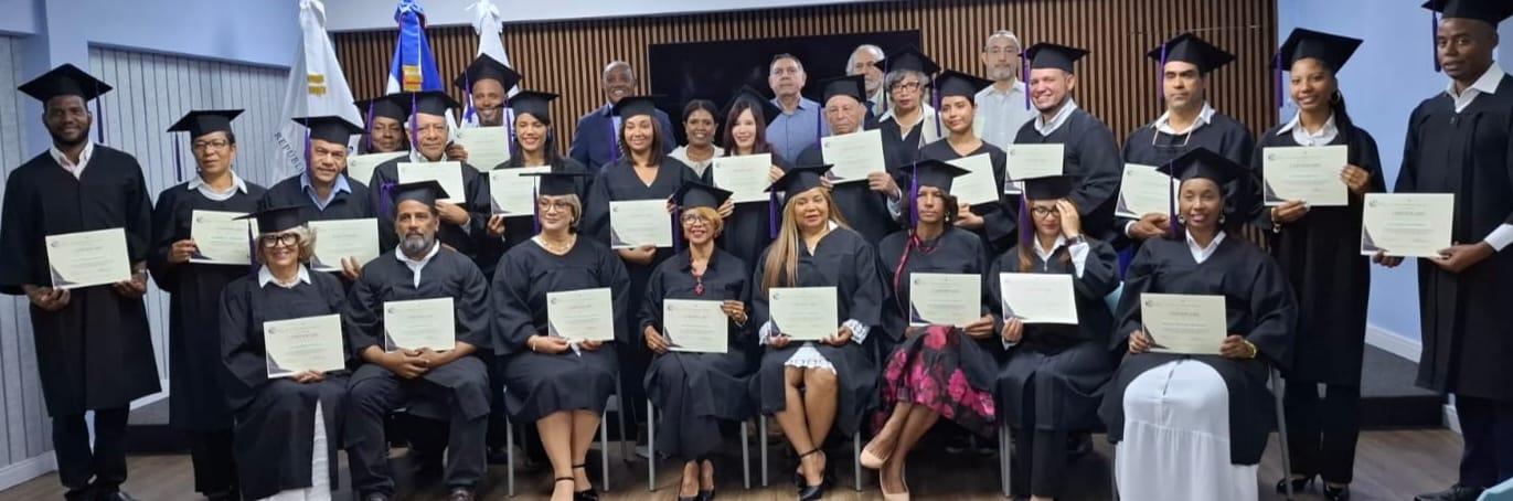 Concluye diplomado en Gestión Cultural: compromiso con la identidad dominicana