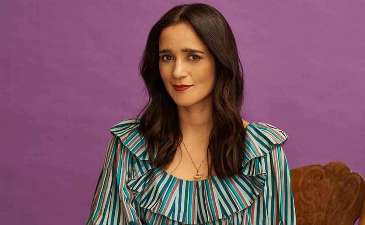 La artista mexicana Julieta Venegas anuncia su debut en la literatura