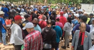 Cientos marchan en Cotuí por crisis ambiental en la Presa de Hatillo