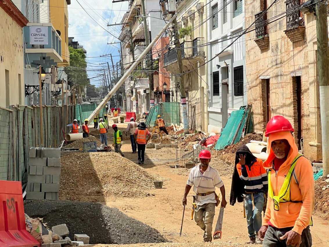 «Importante» La Ciudad Colonial: Un laberinto de incertidumbre que afecta no solo a lugareños y comerciantes sino también a visitantes