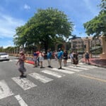 El Palacio Nacional se consolida como parada obligatoria del turismo en Santo Domingo: Un éxito que reclama orden vial