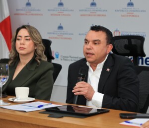 SNS plantea fortalecer atención integral a mujeres víctimas de violencia