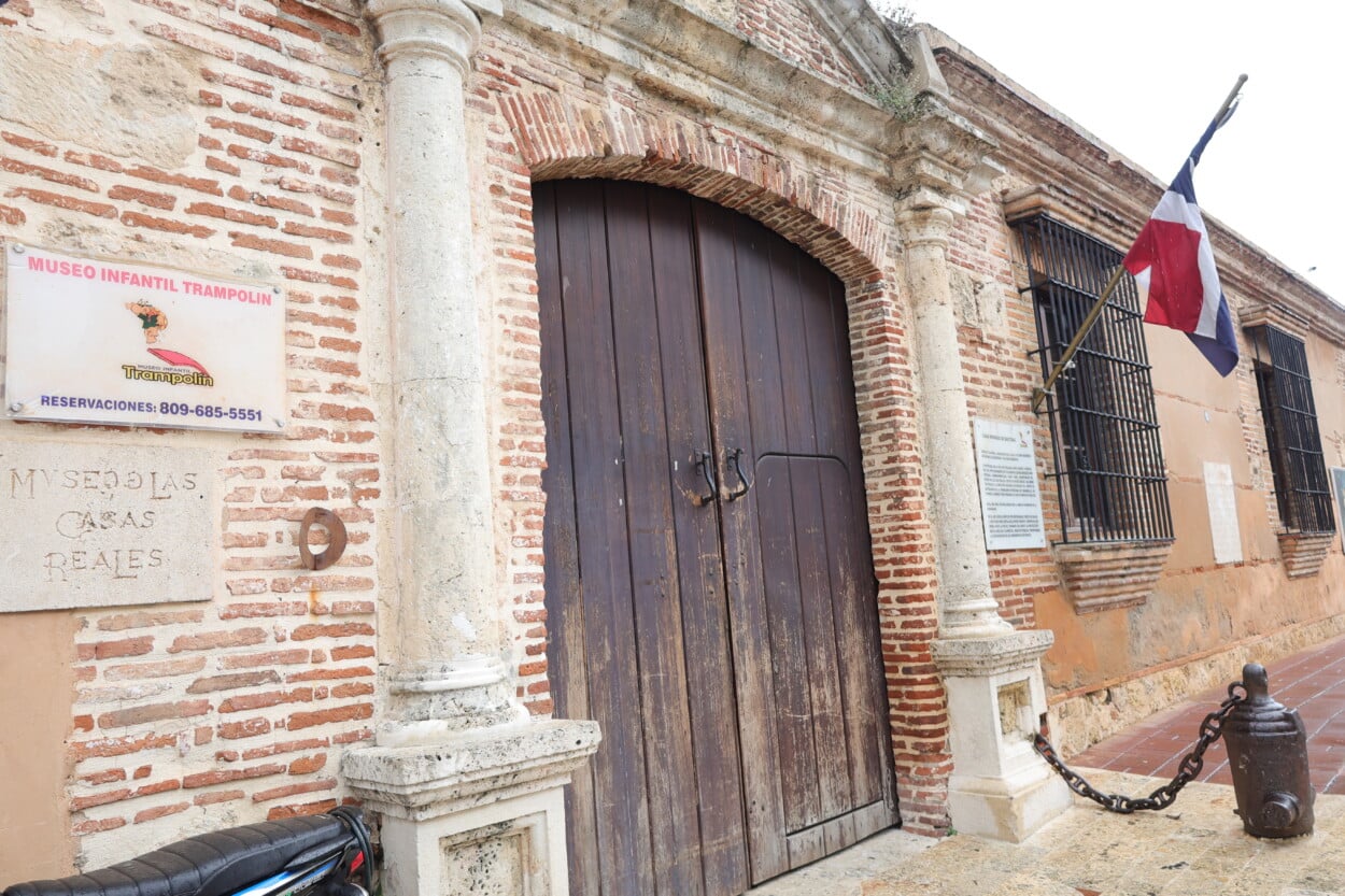 Museos de Santo Domingo operan de forma irregular este Jueves Santo
