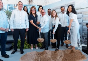 Moderno parqueo en Ciudad Colonial aliviaría problema de estacionamiento