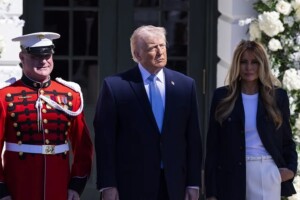 Trump celebra el Lunes de Pascua con cientos de niños en la Casa Blanca