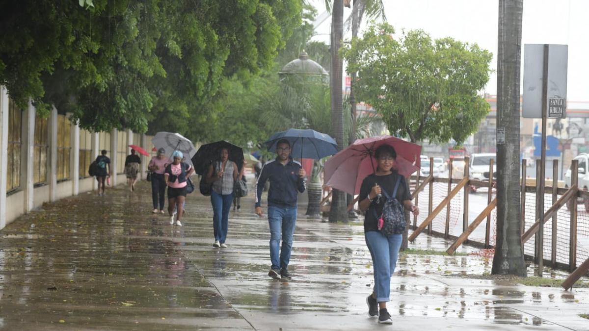 Vaguada pone en jaque a RD: 28 provincias bajo alerta y lluvias por las últimas 24 horas