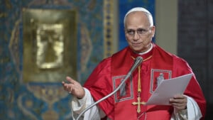 Papa León XIV tras críticas de Donald Trump: Dios «no está con los prepotentes y soberbios»