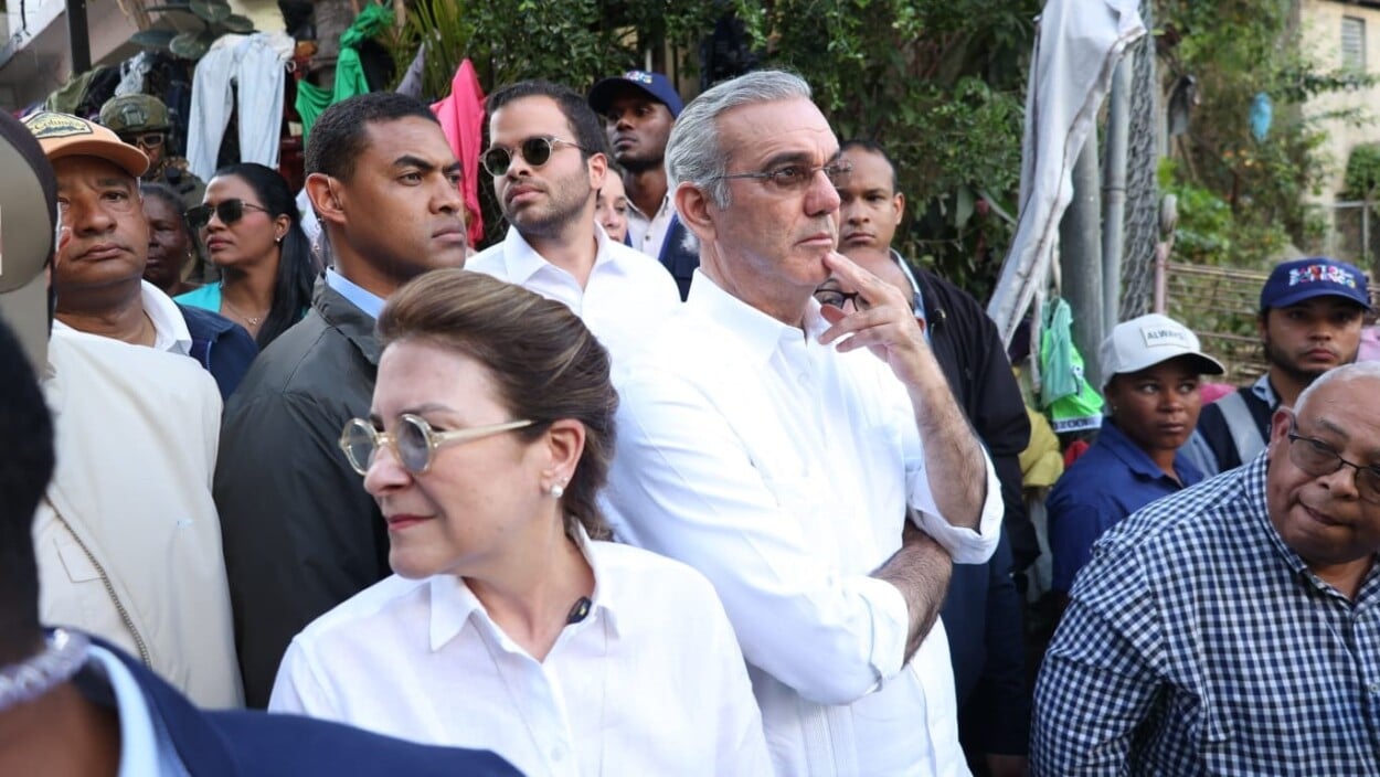 Abinader anuncia intervención en drenaje y asistencia social