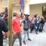 Señor agredido por exalcalde Capell perdió cuatro familiares en Jet Set; interpone querella