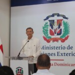 Dinero que generen consulados irá directo al Gobierno a partir de ahora