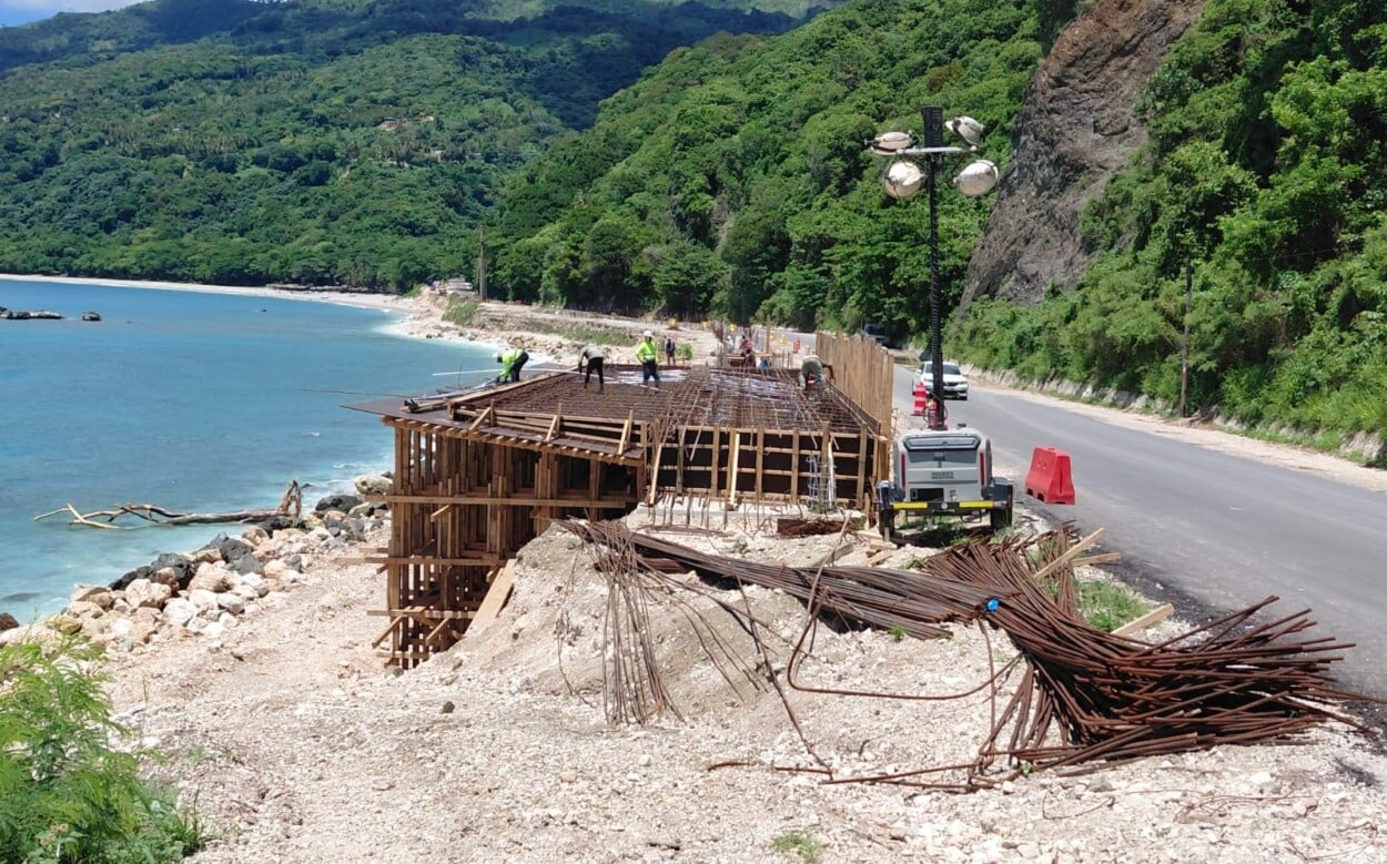Carretera Barahona-Enriquillo avanza junto al bulevar de San Rafael y otras obras clave