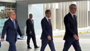 Gobierno iniciará este viernes consultas con Danilo y Leonel sobre crisis por guerra