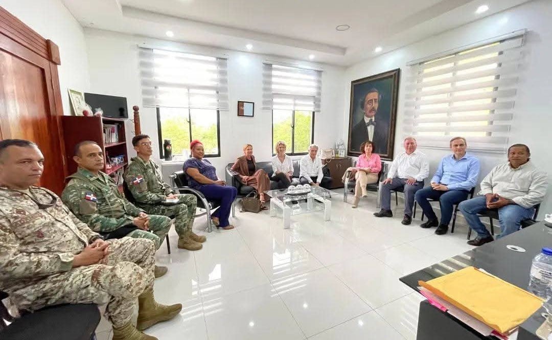 Delegación de la Unión Europea visita Pedernales para impulsar proyectos de desarrollo sostenible