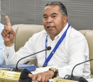 Problemas de Internet complican evaluación de maestros en el país