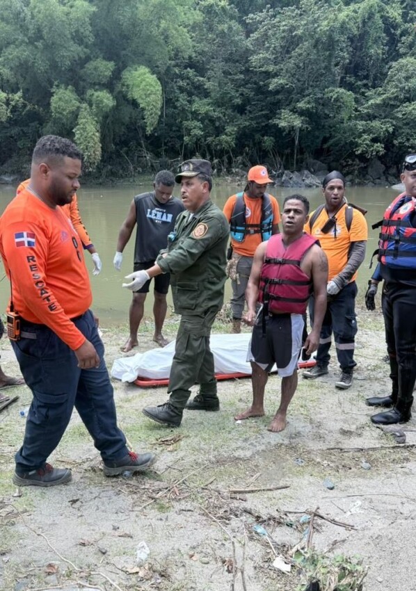 Operativos conjuntos de la Defensa Civil y Fuerza Aérea localizaron los cuerpos de un menor y un joven en Puerto Plata y Pedro Brand