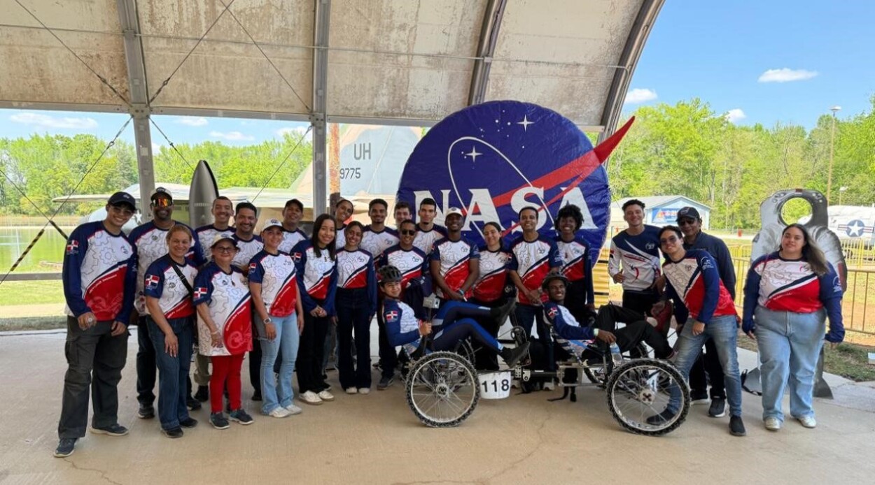 Apolo 27 de INTEC hace historia en la NASA: rompe récords con su rover y alcanza 15 premios