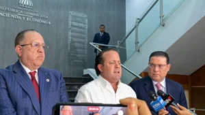 Cumbre en Funglode: Leonel y el Gobierno evalúan impacto de guerra en Medio Oriente