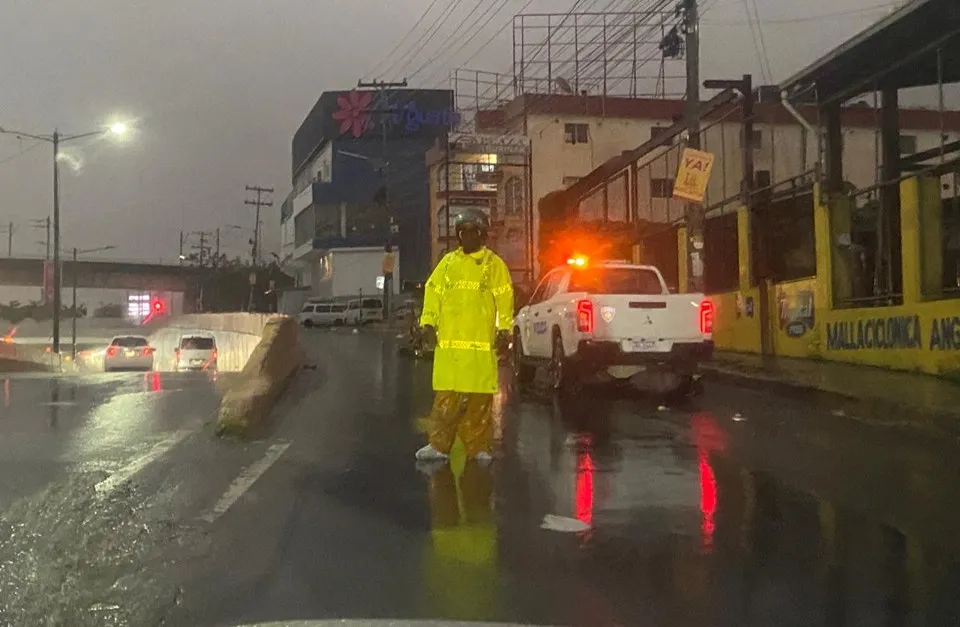 RD en alerta: activa vaguada que provocará lluvias, ráfagas y granizo en las próximas 24 a 72 horas