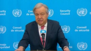 Jefe de la ONU advierte que el mundo está «al borde de una guerra más amplia»