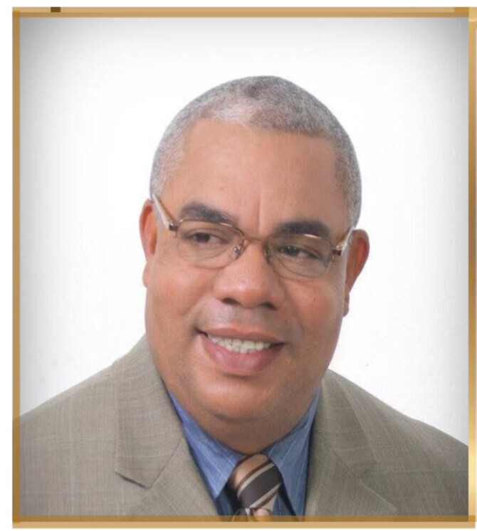 Otorgan Doctorado Honoris Causa en Miami a escritor y periodista dominicano Marino Báez