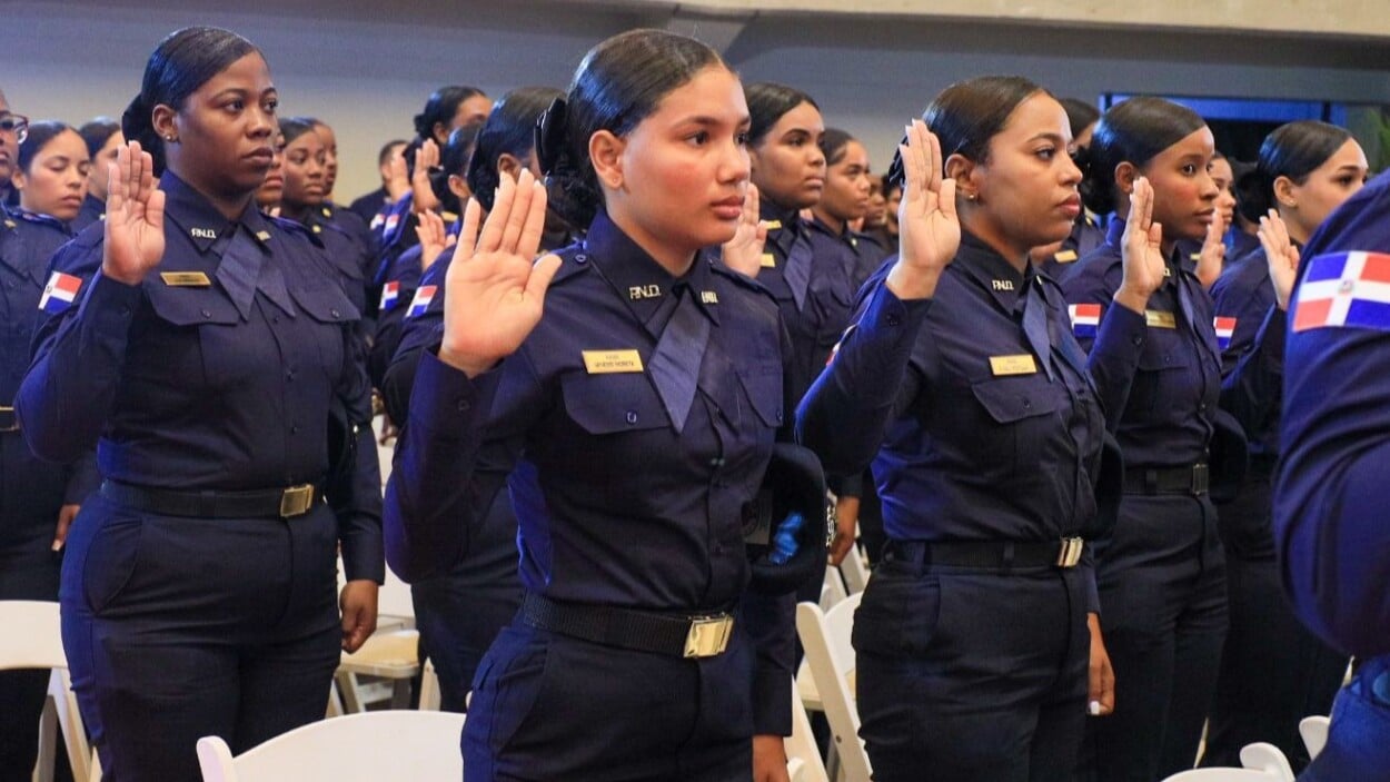 Más de mil mujeres se incorporan a la Policía en labores de seguridad ciudadana