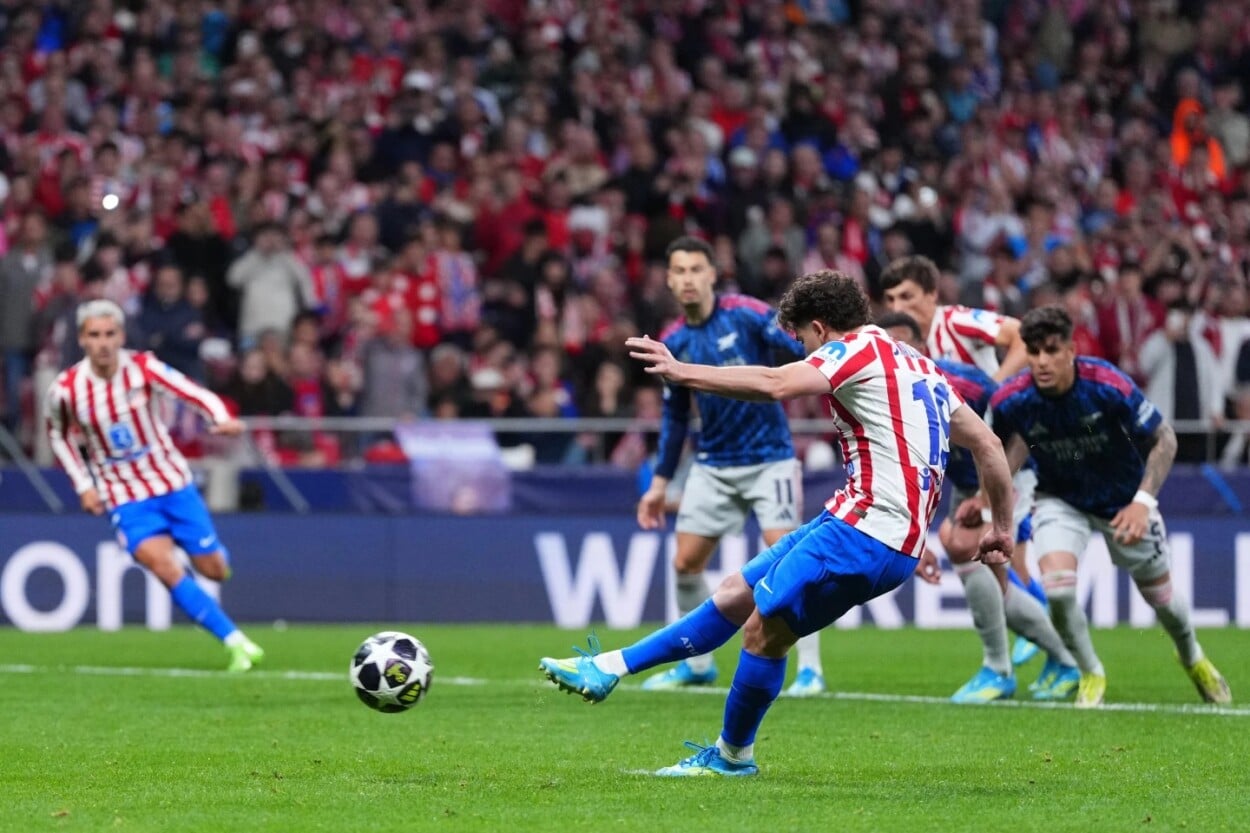 Atlético de Madrid y Arsenal empatan a un gol en  partido de ida de semis Champions League