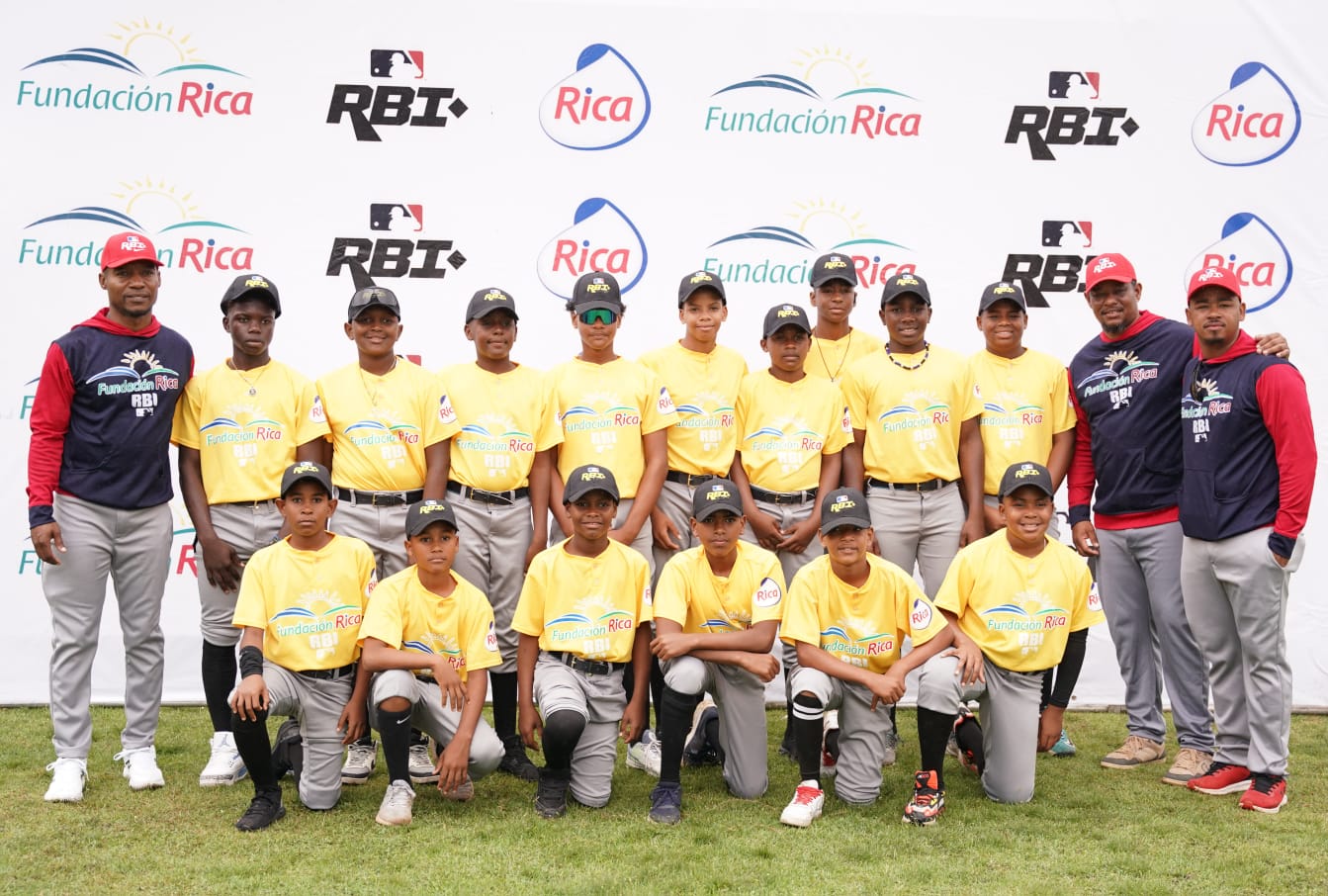 Los Mogotes y Villa barren en jornada del Torneo RBI Fundación Rica en Villa Altagracia