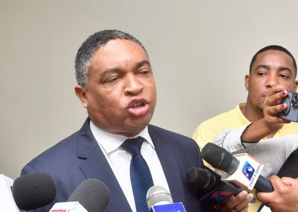 PLD denuncia aumento de RD$144 mil millones nómina Gobierno; dice peligra finanzas públicas