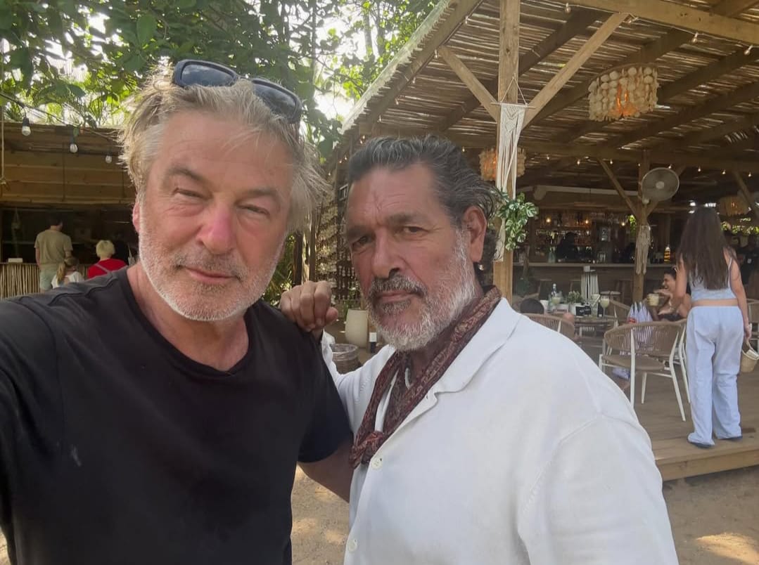 ¡Sol, playa y familia! Actor Alec Baldwin elige República Dominicana para descansar