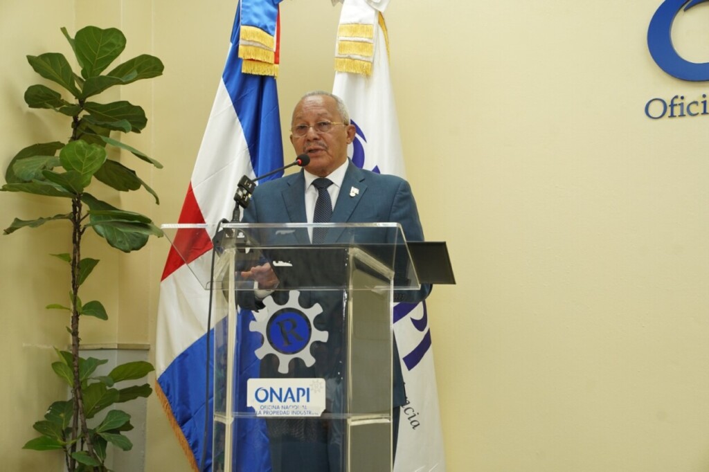 El doctor Salvador Ramos, director general de ONAPI.