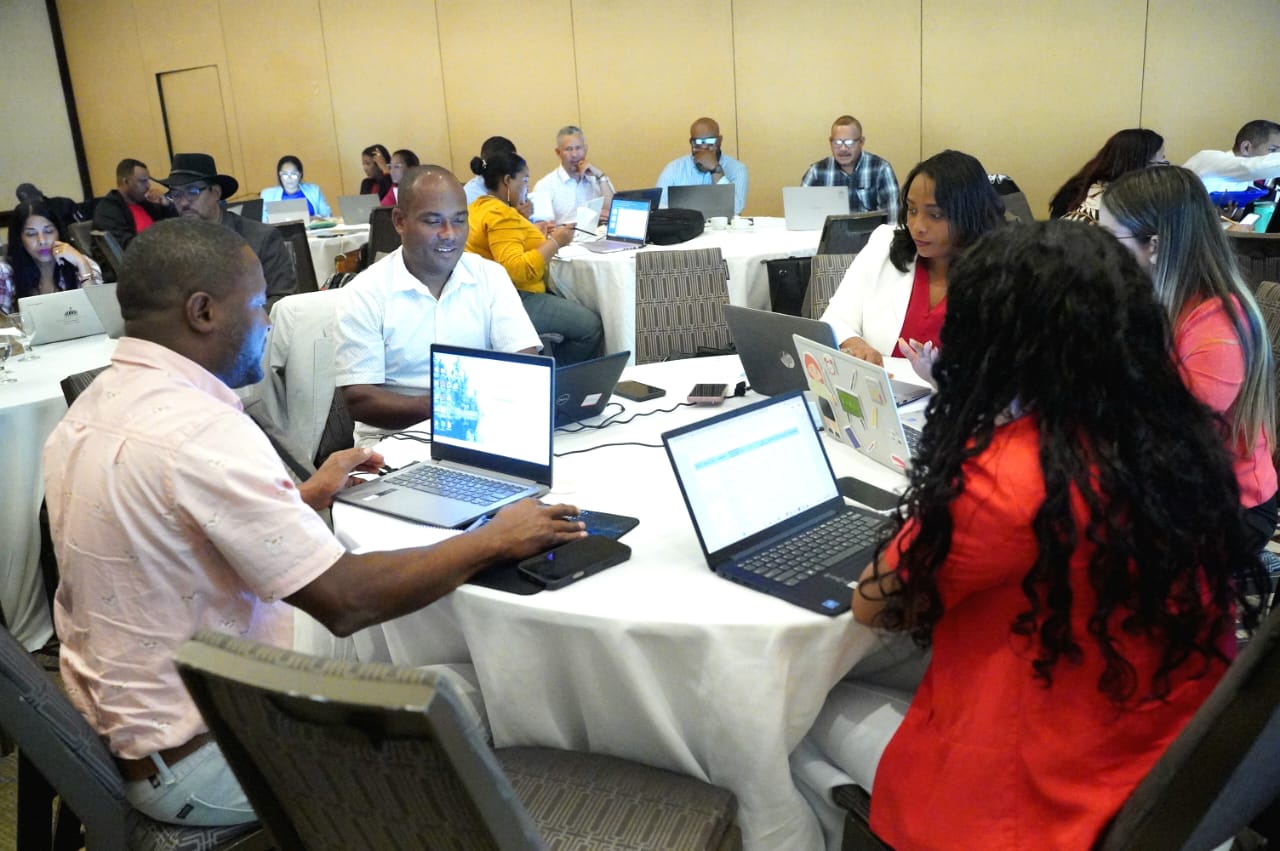 Evaluación a maestros entra en etapa decisiva, advierte el ministro de Educación