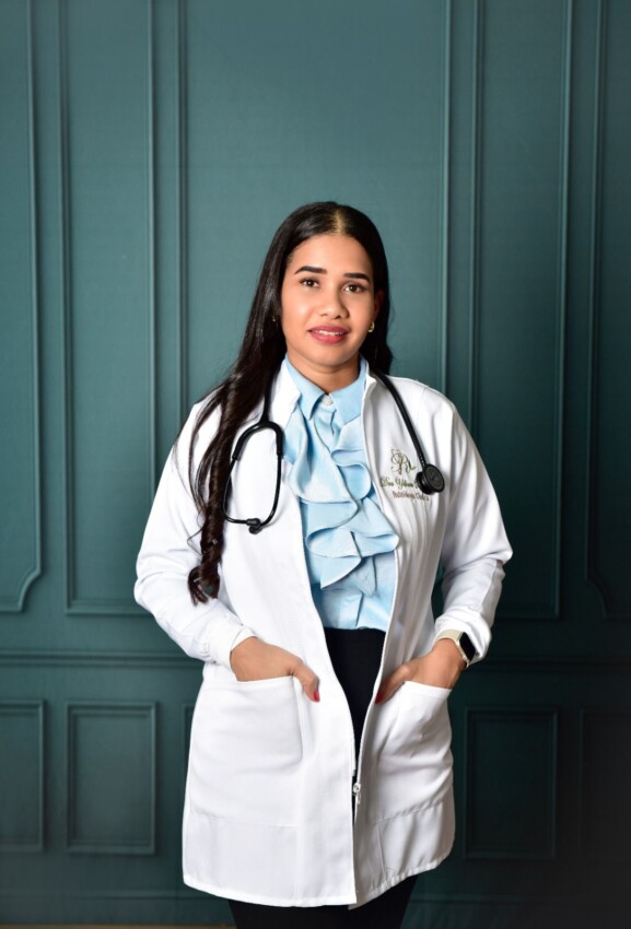 doctora Román, recomendó leer el menú con atención para llevar una rutina saludable.