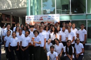 Fundación celebra Competencia Internacional Canguro Matemático