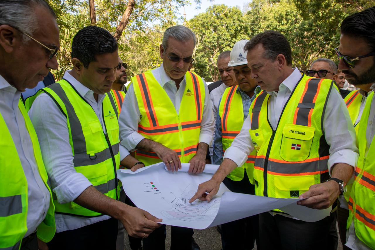 Gobierno pisa el acelerador: instalaciones para Juegos Centroamericanos casi listas, según Abinader