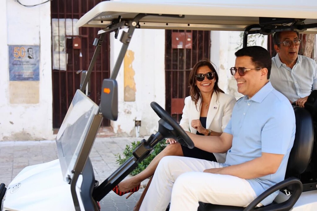 Leah Campos recorre la Ciudad Colonial junto a David Collado: así avanza su transformación