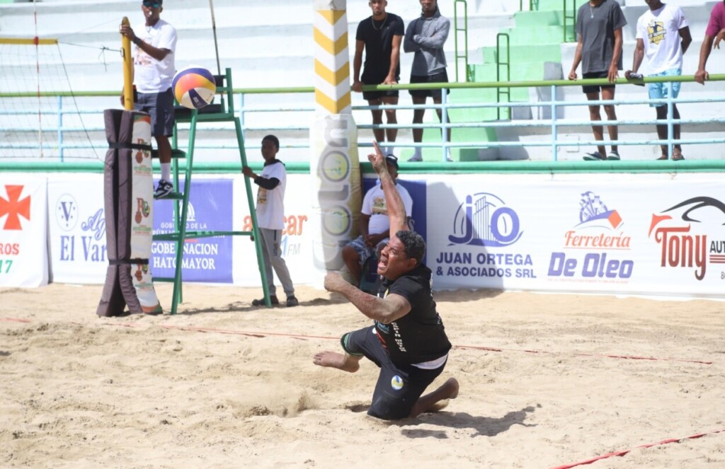 Rama Masculina: En la categoría Libre, Top Sport Academy choca contra Puñal 1, mientras que Guerrero de Jesús enfrenta a Chiquito e’ La Vuelta 1