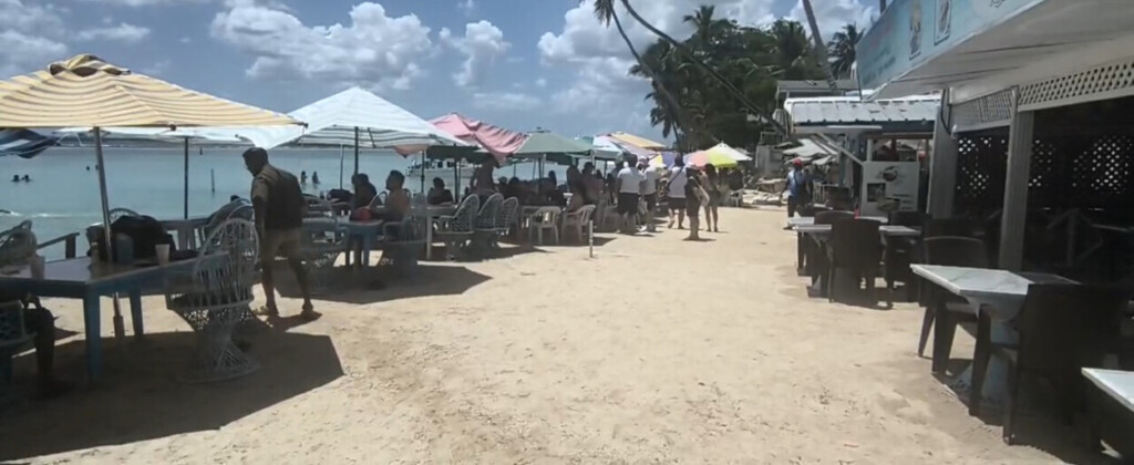 Boca Chica en Viernes Santo.- Foto: José Castro