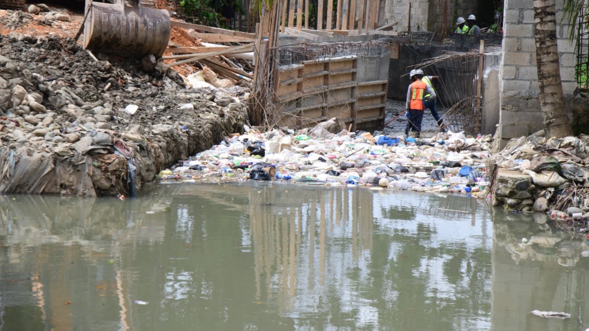 RD$700 millones tras tragedia: Gobierno intervendrá cañada en Santo Domingo Oeste