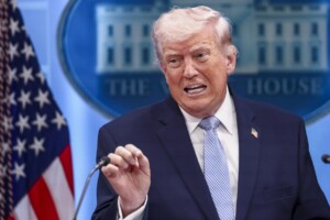 Trump podría viajar a Pakistán a firma un acuerdo de paz con Irán