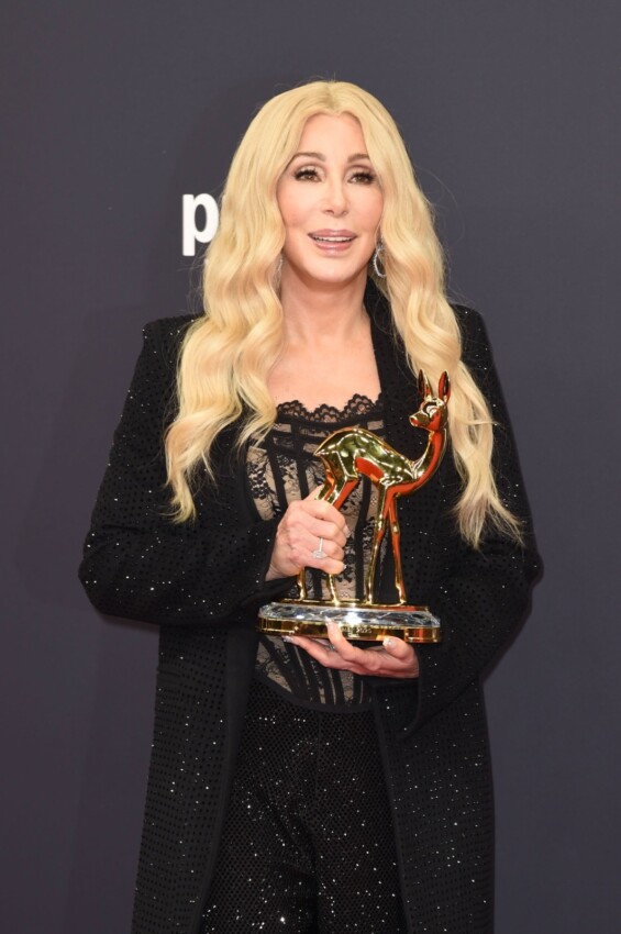 Cher pide de nuevo la tutela de las finanzas de su hijo por su propensión a las drogas