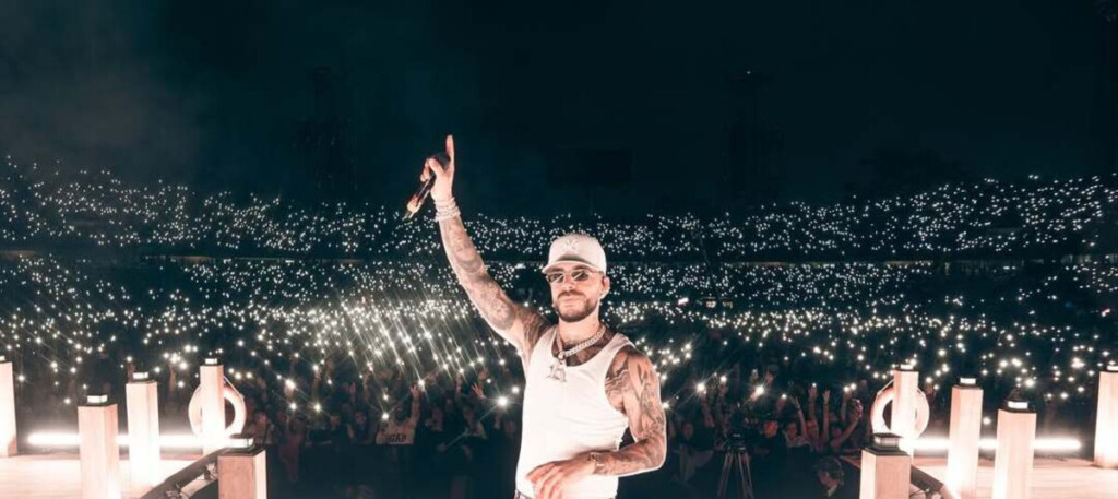 Ryan Castro llevó “chamanes” a su concierto para evitar la lluvia