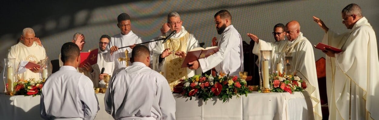 Cúpula de la Iglesia Católica se une al dolor de las familias de víctimas del Jet Set