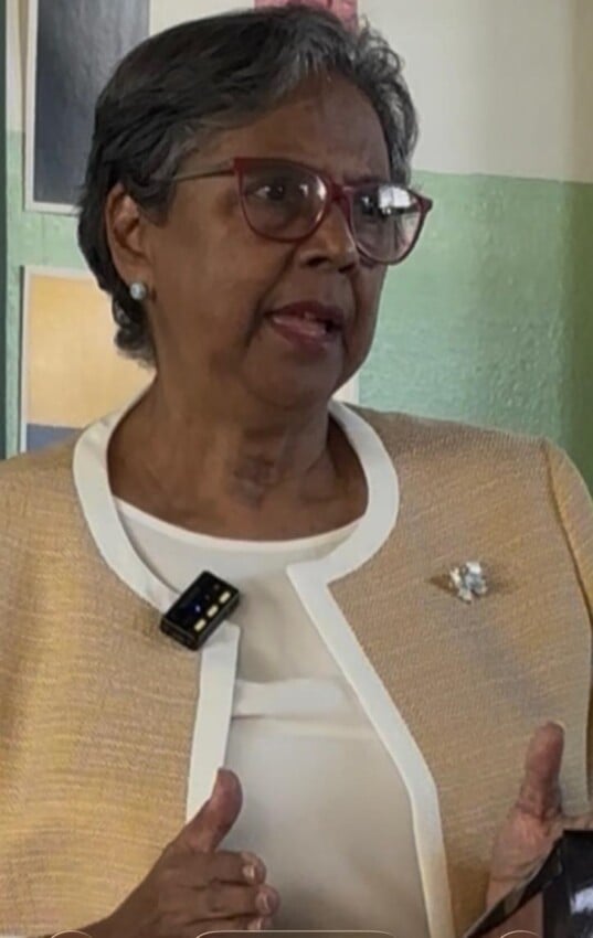 Experta advierte el peligro de promover estudiantes sin las competencias necesarias