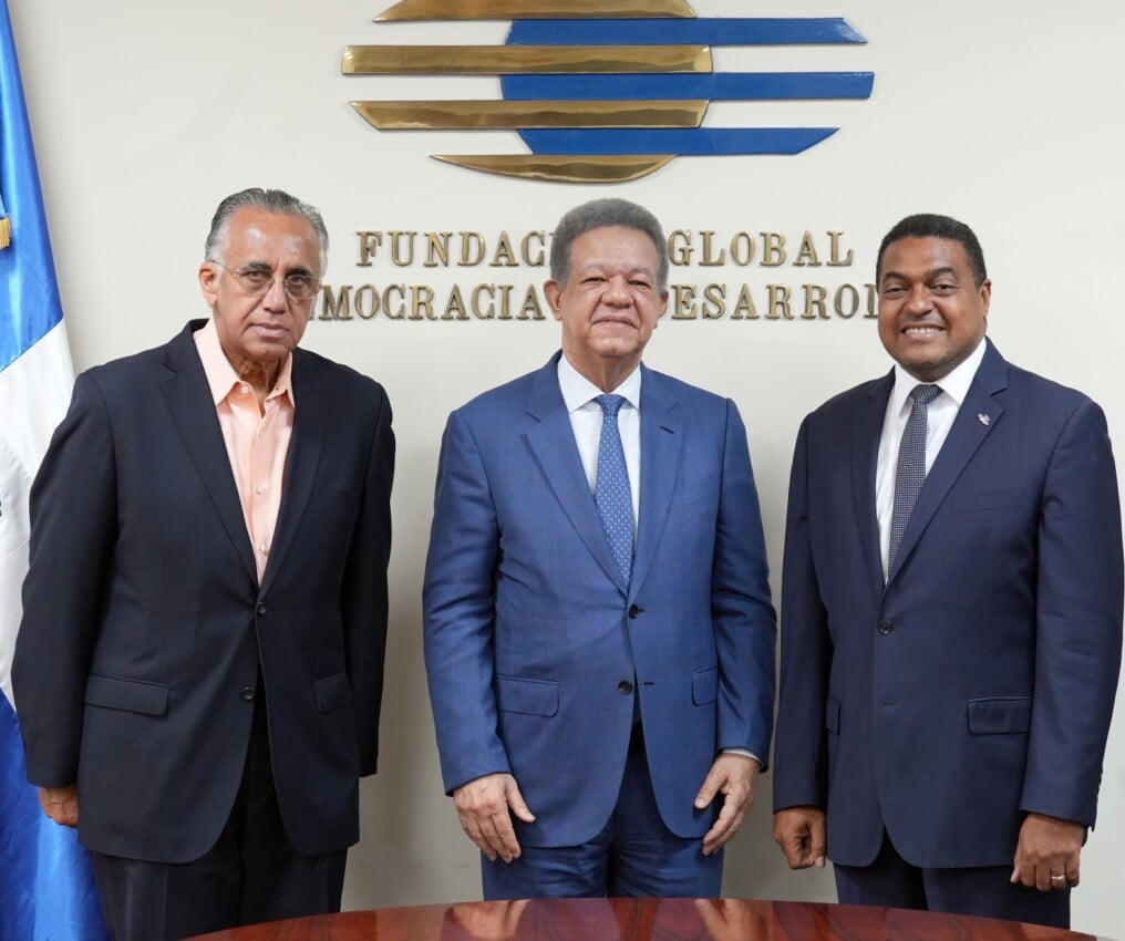 Leonel valora celebración JCC Santo Domingo 2026