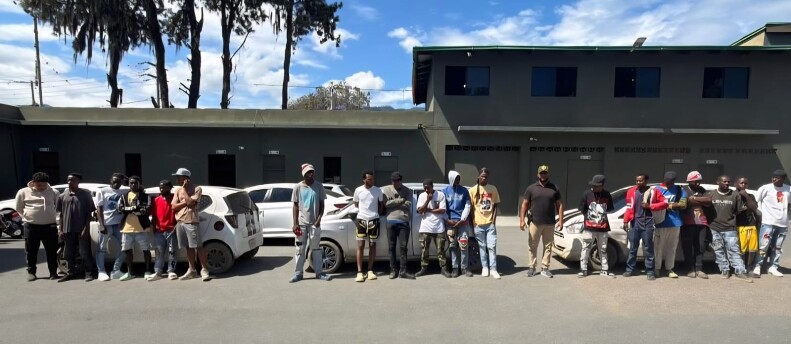 Ejército dice detiene 82 haitianos ilegales