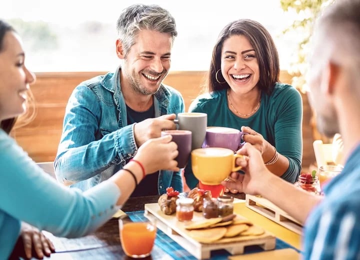 Amistades en la adultez ¿más difíciles, pero más selectivas?